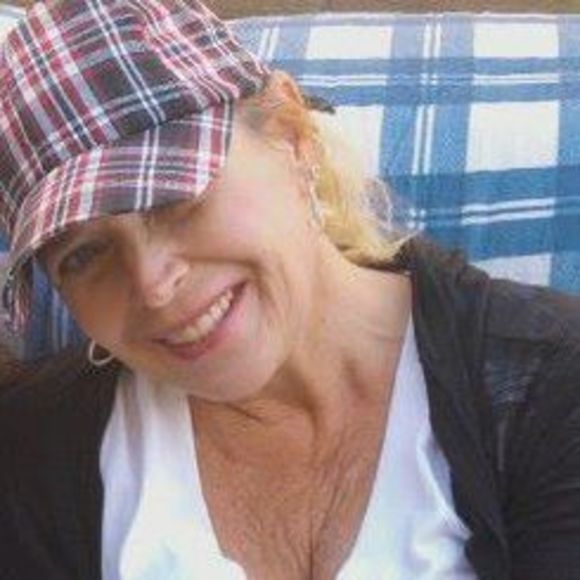 Meet your Posher, Elizabeth - Picture 1 of 1